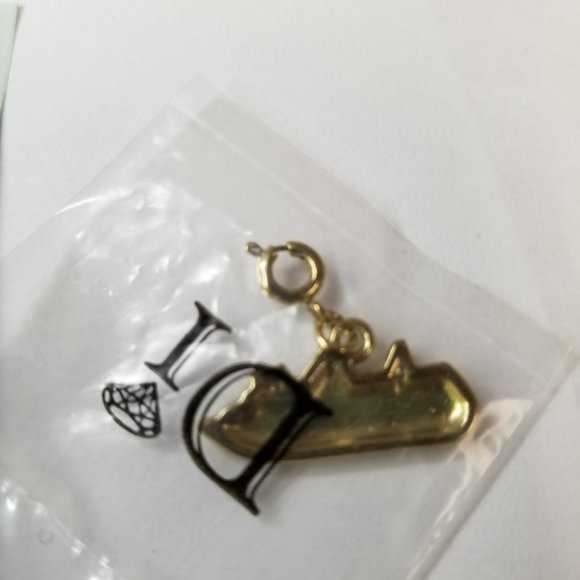 ✅1026CH NEW Sealed Gold Tone Cruise Ship Charm - Picture 5 of 5